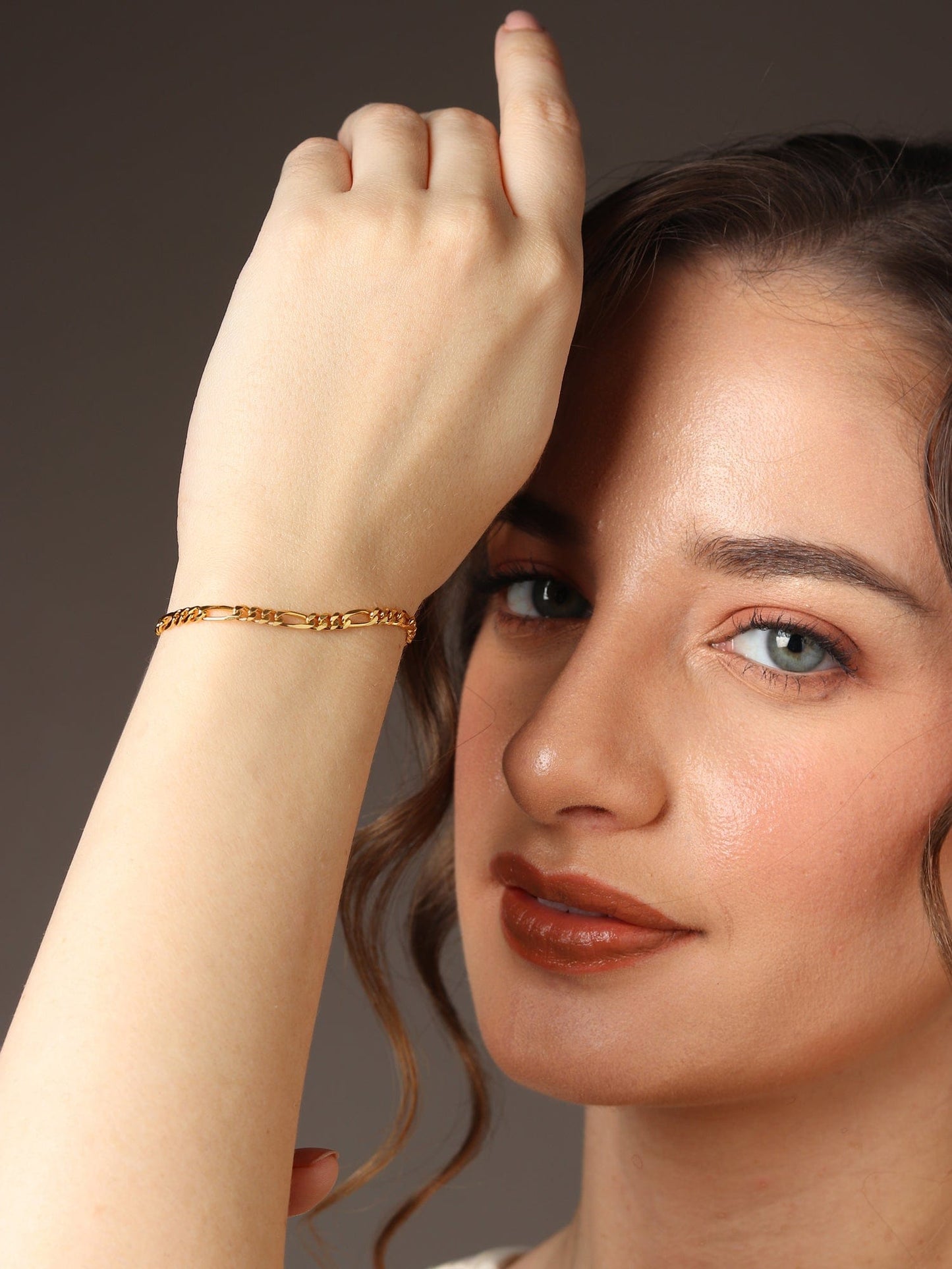22 KT gold plated Sterling Silver (92.5% purity) Stylish and Fashionable Figaro Bracelet for Girls and Women pure silver Bracelet