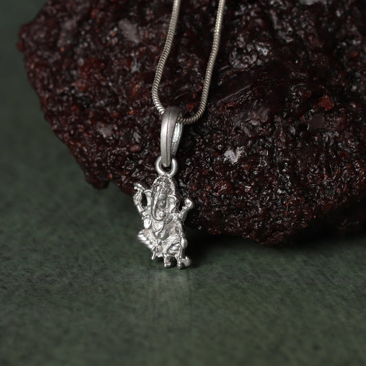 Sterling Silver 92.5 God Ganesh Chain Pendant with Anchor Chain 22 Inches for Men by Akshat Sapphire MPSA7144