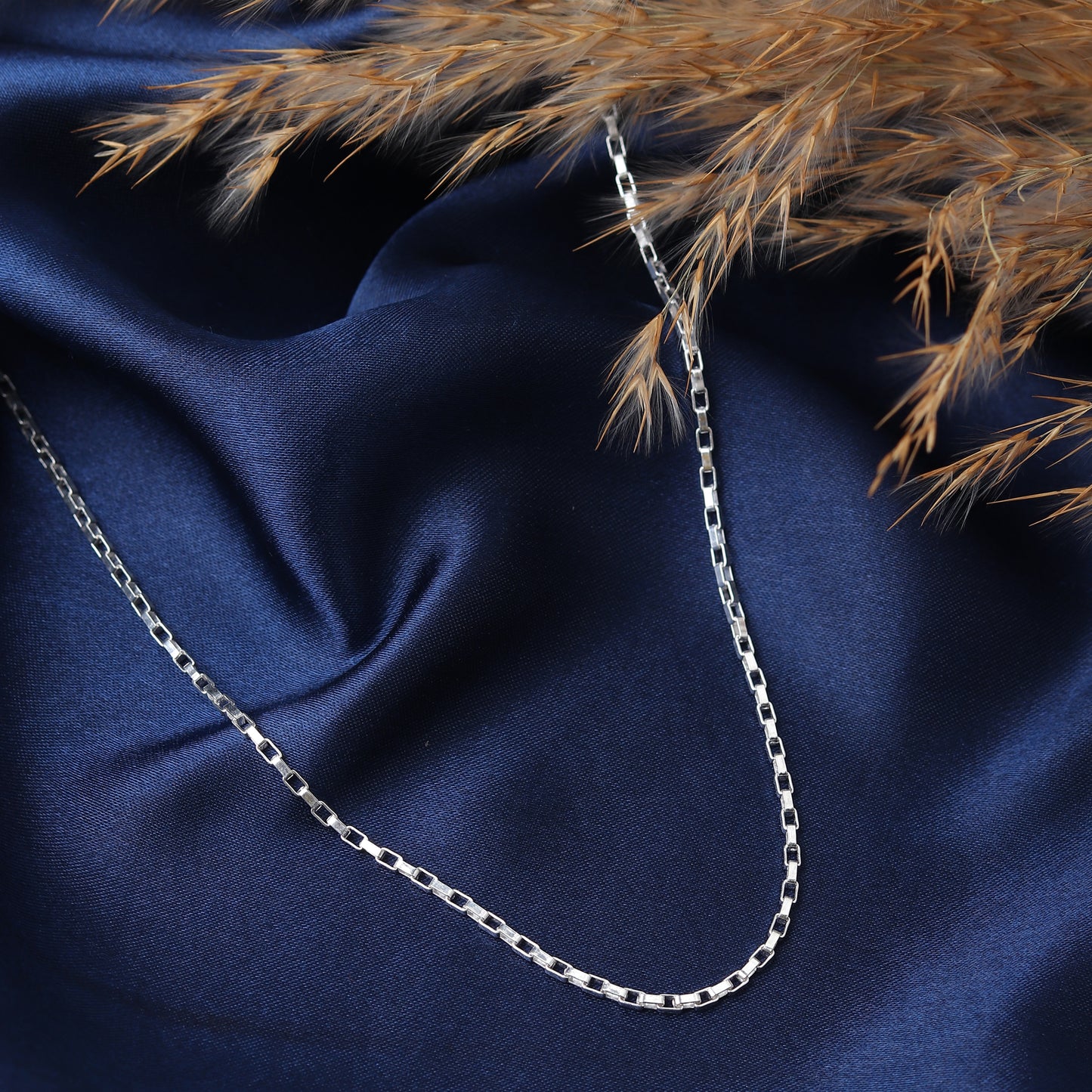 Akshat Sapphire Sterling Silver (92.5% purity) ambitious and Stylish divine Mermaid Chain Pendant (Pendant with Box Chain-22 inches) for Men & Women Pure Silver Fashionable and gorgeous Mermaid Chain Locket for Happiness and joy