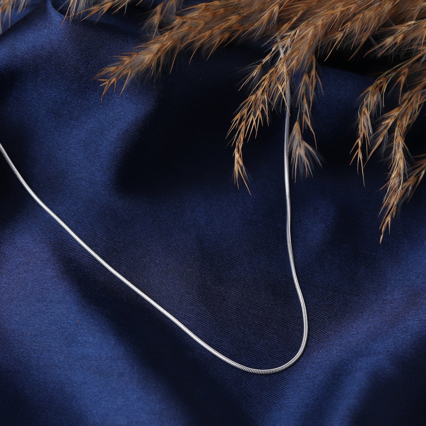 Sterling Silver (92.5% purity) Italian Snake chain (22 inches) for Men, Boys Girls and Women