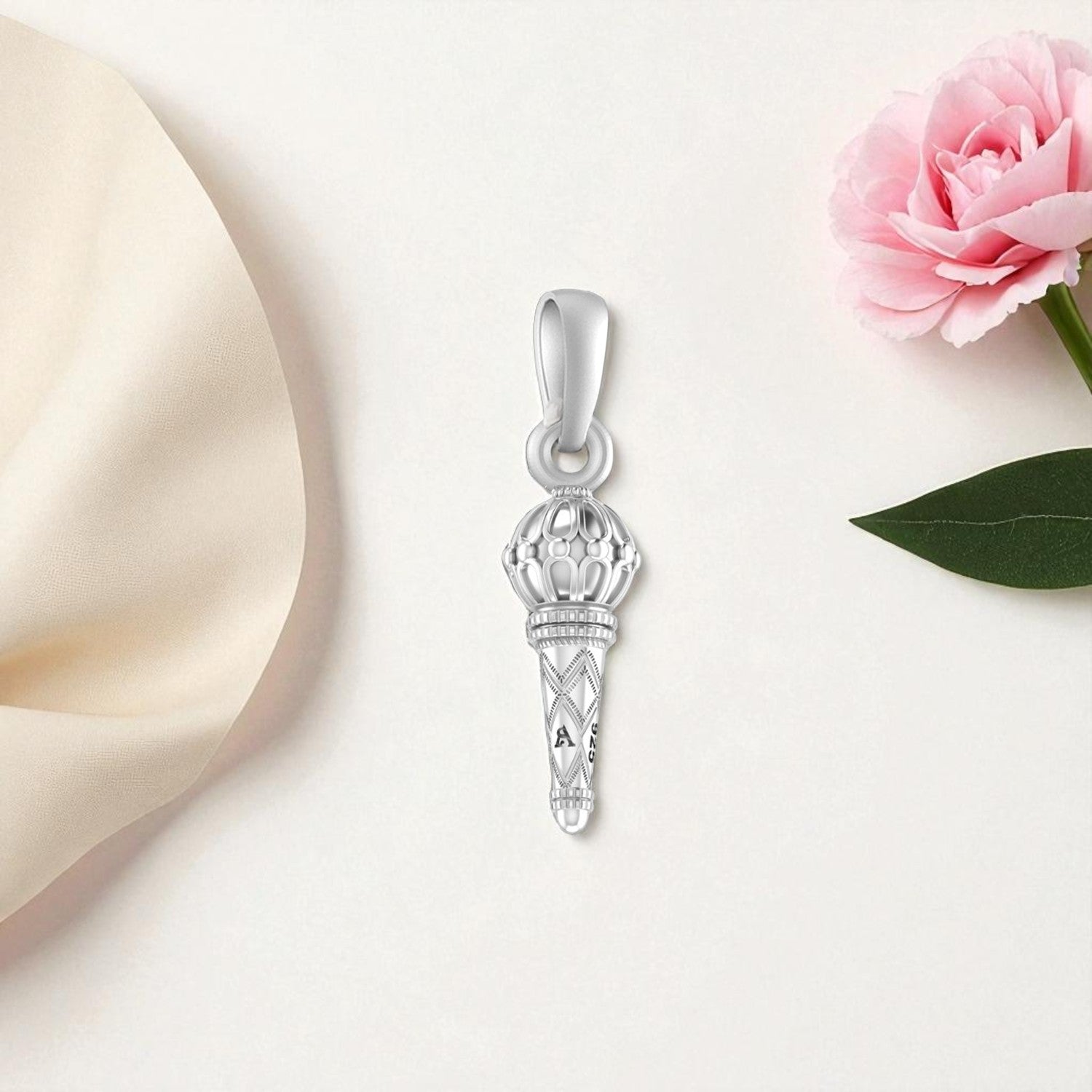 Big Gada Pendant/locket