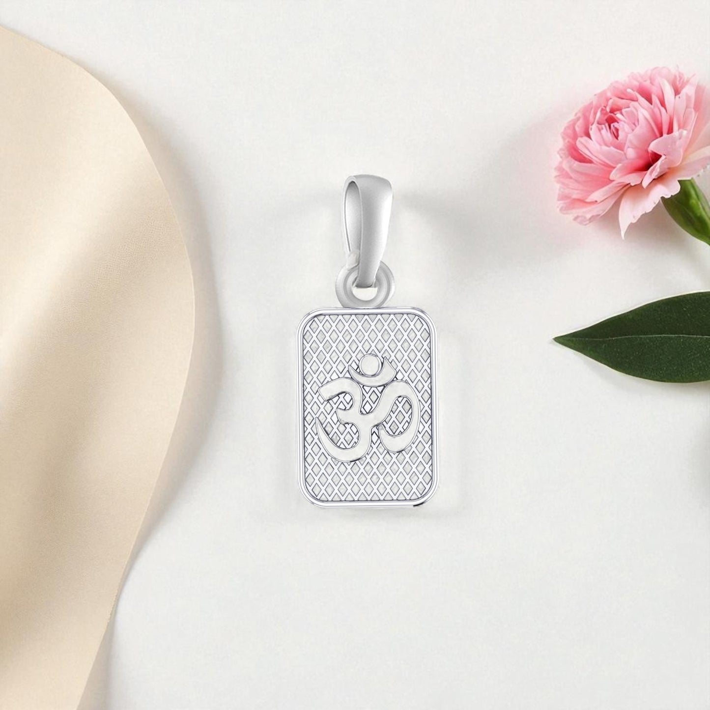 OM Pendant/locket
