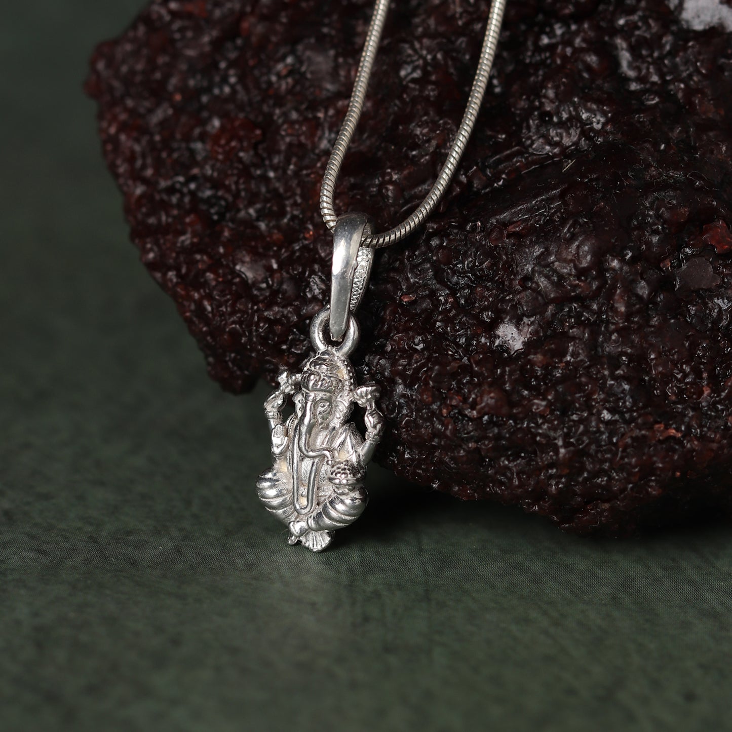 Sterling Silver (92.5% Purity) Pure Silver God Ganesha Chain Pendant (Locket with Anchor/ Cable Chain Chain) for Men & Women