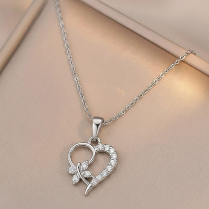 Sterling Silver Heart Pendant with 18 Inches Rope Chain for Women by Akshat Sapphire 92.5 Silver PSR0507