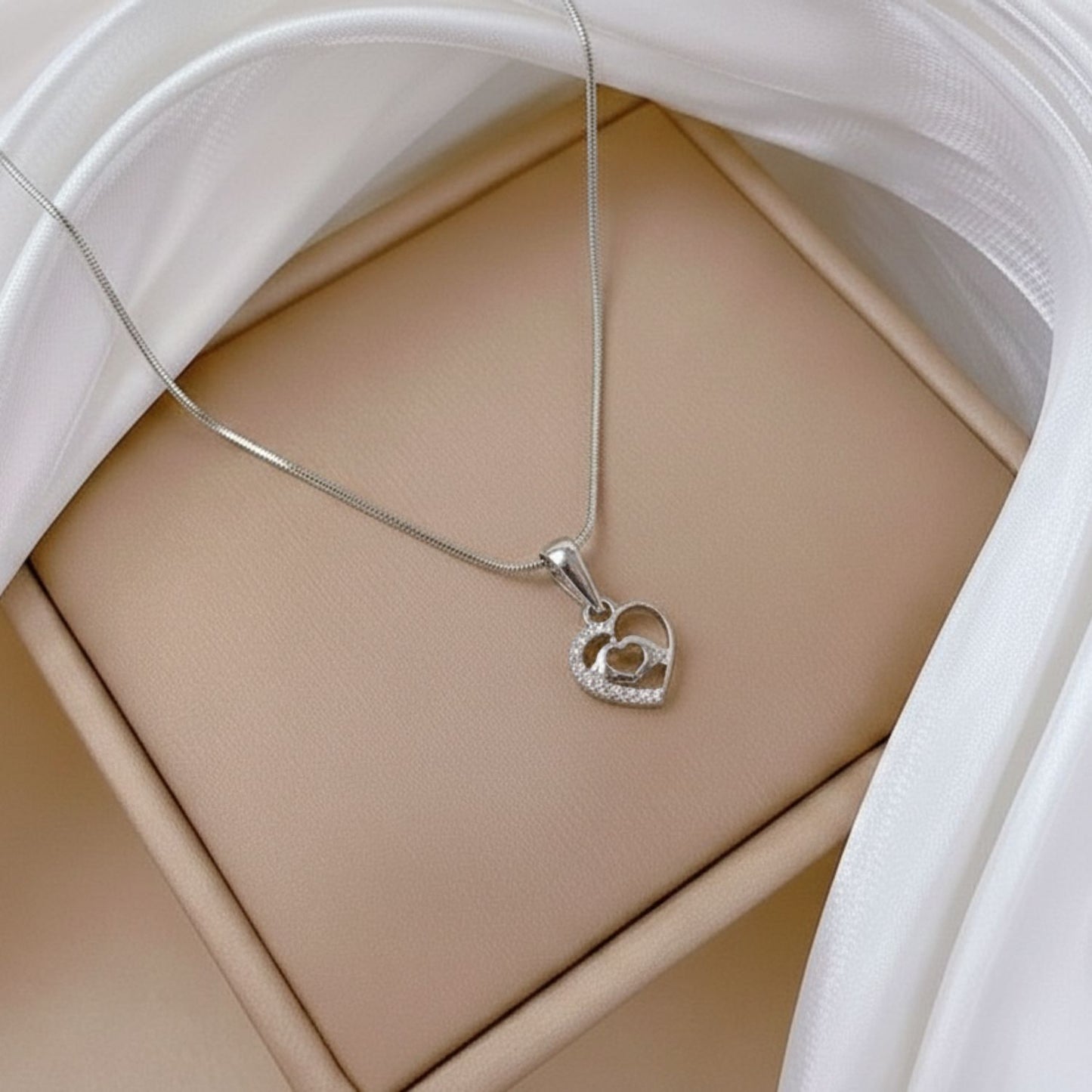 Sterling SilverHeart Pendant with 18 Inches Snake Chain for Women by Akshat Sapphire 92.5 Silver PSS0510