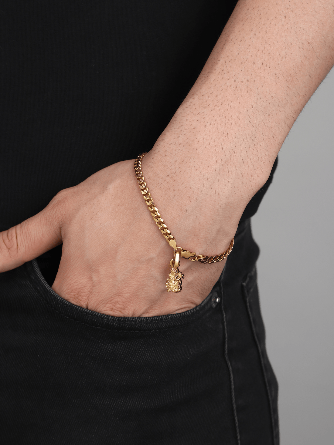 22CT Gold Plated 92.5 Pure Sterling Silver Curb Bracelet with Ganesh Charm for Men by Akshat Sapphire Gold_BRMCKD7131