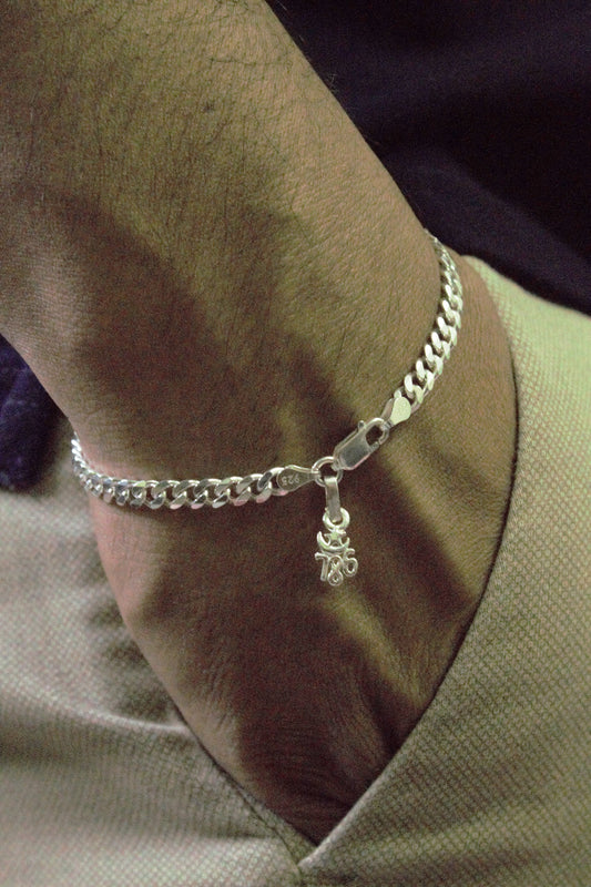 Akshat Sapphire 92.5% pure Sterling Silver Curb Designer Bracelet with religious 786 charm for Men & Boys