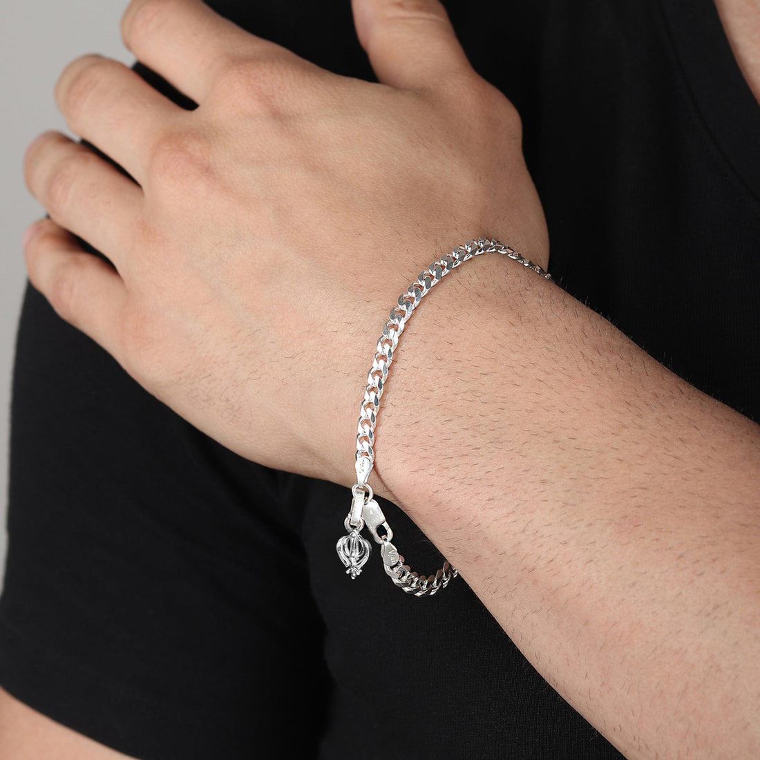 Sterling Silver curb bracelet with sikh khanda symbol charm for men by akshat sapphire 92.5 silver brmckd7193