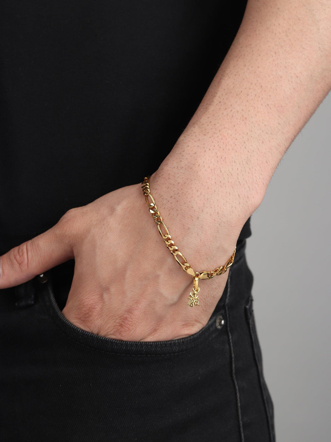 22CT Gold Plated 92.5 Pure Sterling Silver Figaro Bracelet with Religious 786 Charm for Men by Akshat Sapphire Gold_BRMFKD7192