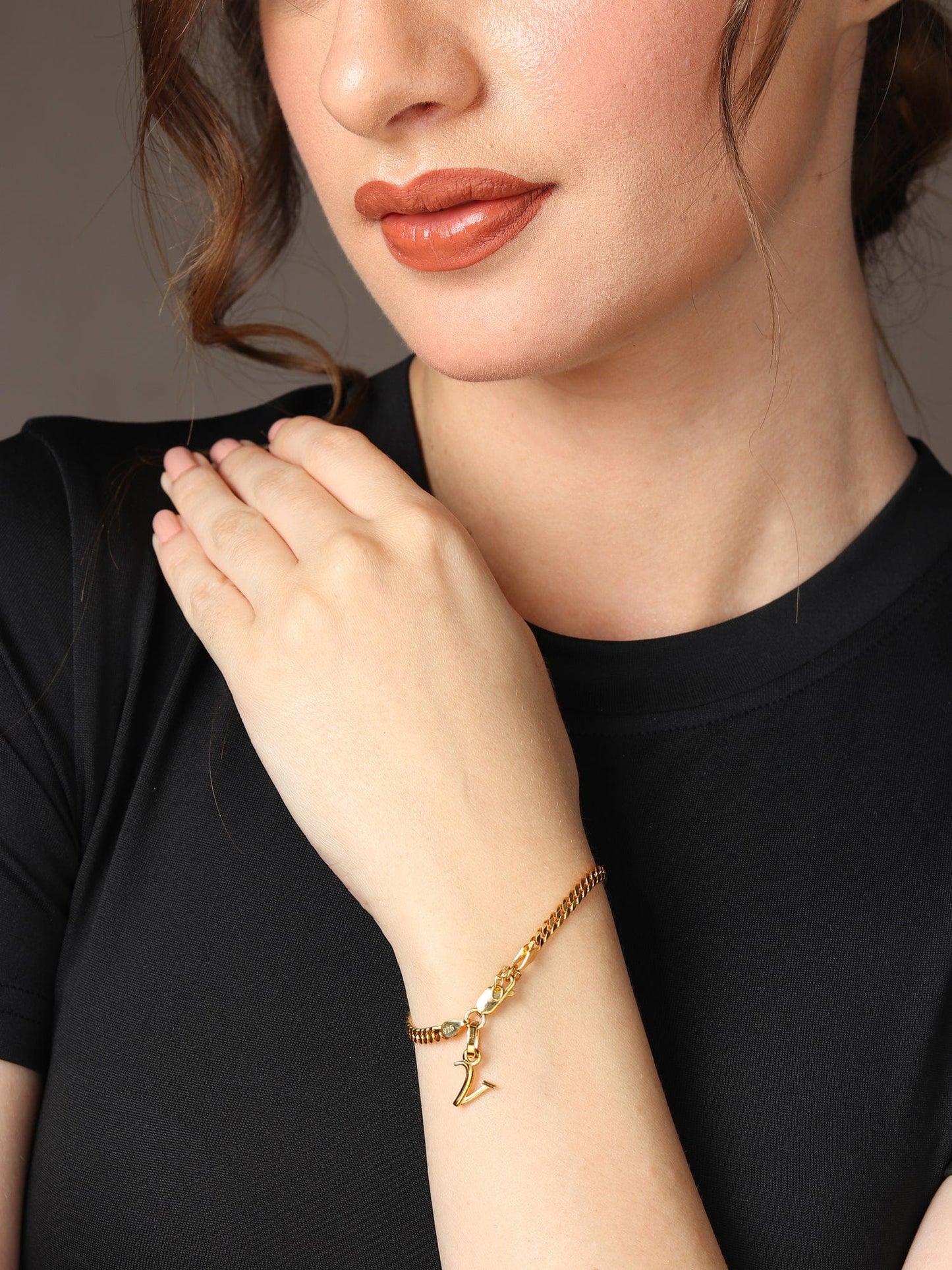 Akshat Sapphire 22KT gold plated 92.5% pure Sterling Silver Curb Designer Bracelet with V Alphabet for Girls and Women