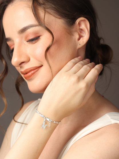 Akshat Sapphire 92.5% pure Sterling Silver Figaro Designer Bracelet with N Alphabet for Girls and women