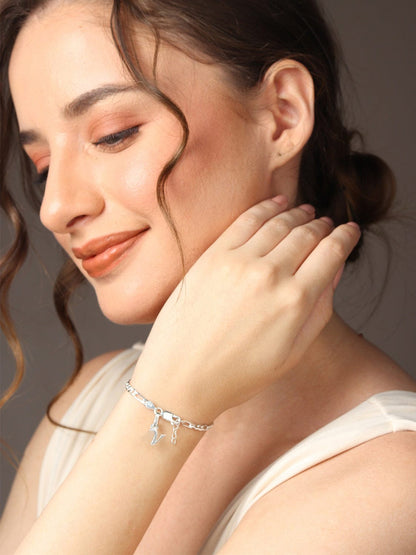 Akshat Sapphire 92.5% pure Sterling Silver Figaro Designer Bracelet with V Alphabet for Girls and women