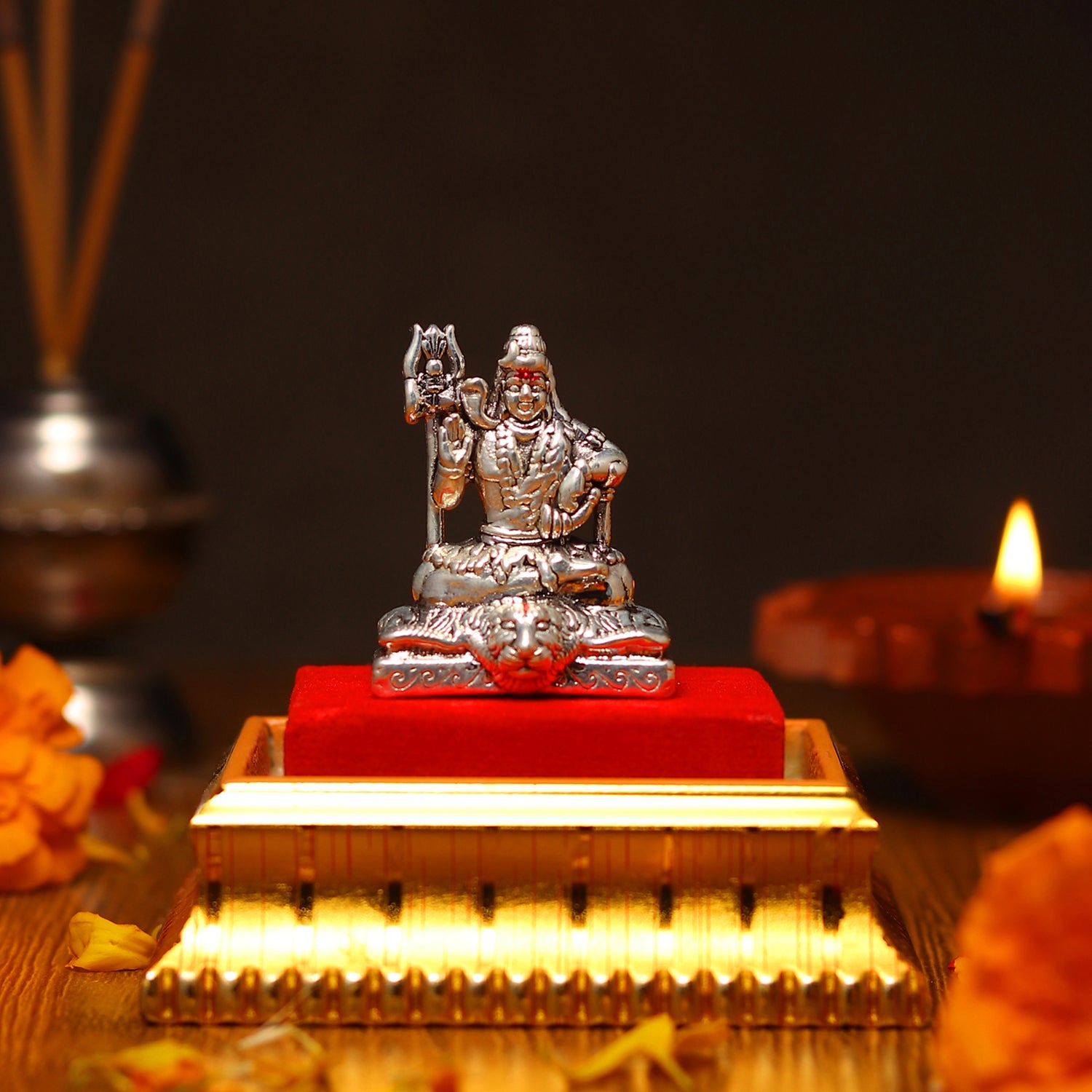 Akhsat Sapphire 99.9% Pure Silver Lord Shiva Idol with Acrylic Box for Pooja Room, office desk, Car Dashboard