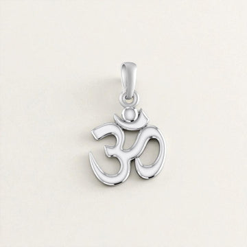 om pendant /locket 