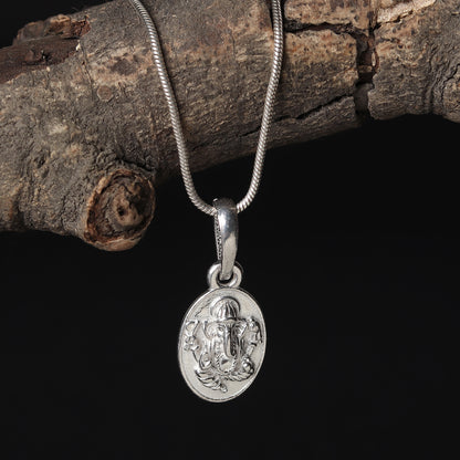 Akshat Sapphire Sterling Silver (92.5% purity) God Ganesha Chain Pendant (Pendant with Anchor Chain-22 inches) for Men & Women Pure Silver Lord Ganapathy Chain Locket for Good Health & Wealth