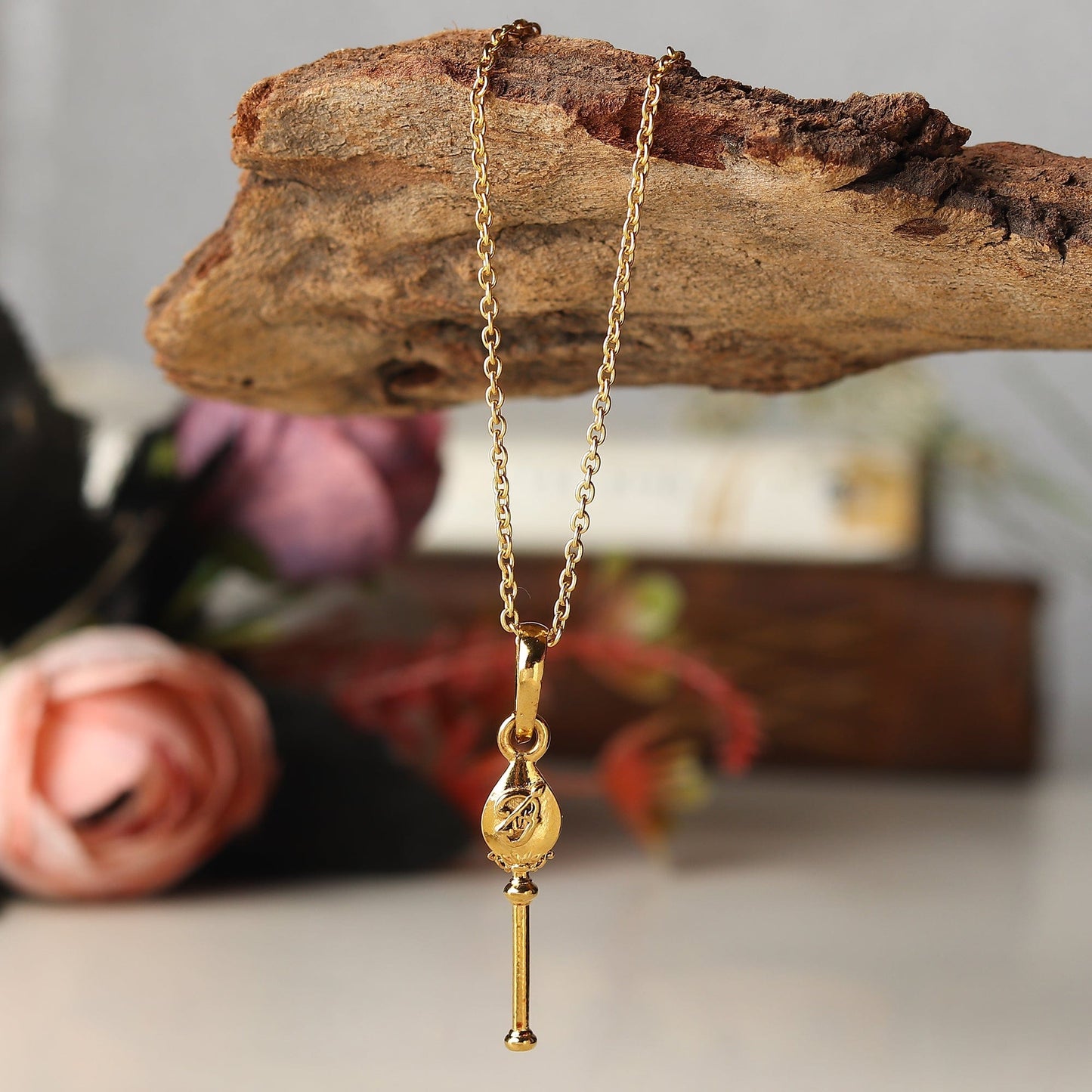 22KT Gold Plated God Kartikeya Pure Silver 92.5% purity Chain with Murugan Pendant (Pendant with Box Chain-22 inches)