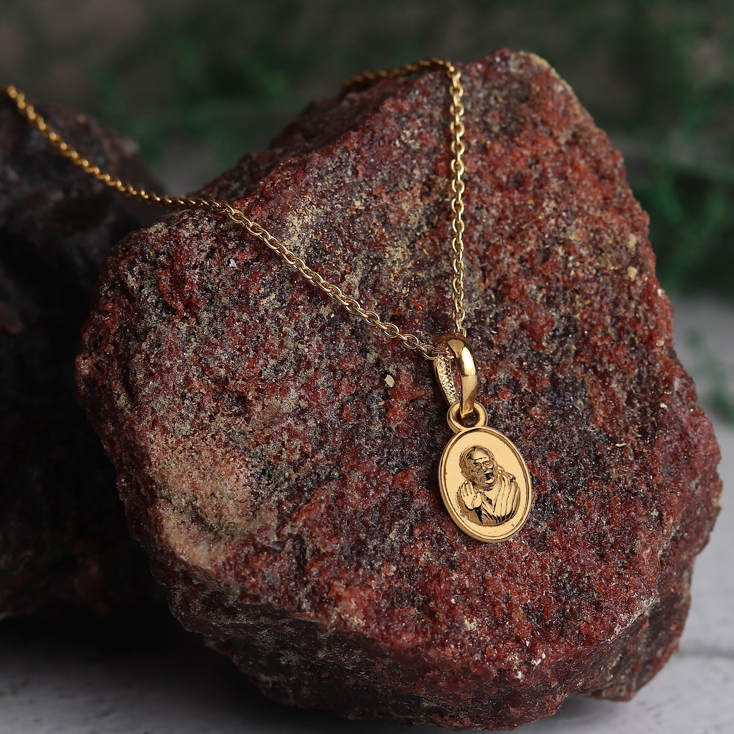 22KT Gold Plated Sterling Silver (92.5% Purity) Pure Silver God Shree Sai Baba chain Pendant (Locket with Curb Chain-22 inches) for Men & Women