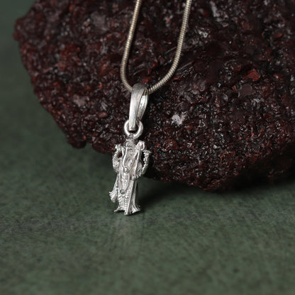 Akshat Sapphire Sterling Silver (92.5% purity) God Ganesha Chain Pendant (Pendant with Curb Chain-22 inches) for Men & Women Pure Silver Lord Ganapathy Chain Locket for Good Health & Wealth