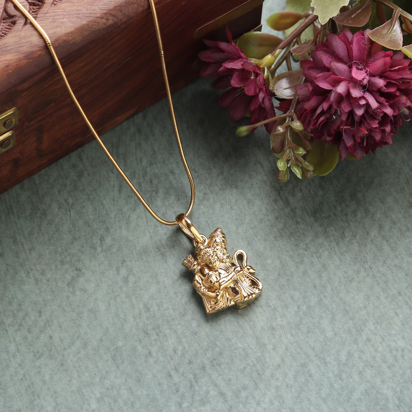 22KT Gold Plated God Hanuman/Bajrang Bali Chain Pendant (Locket with Curb Chain- 22 inches) for Men & Women