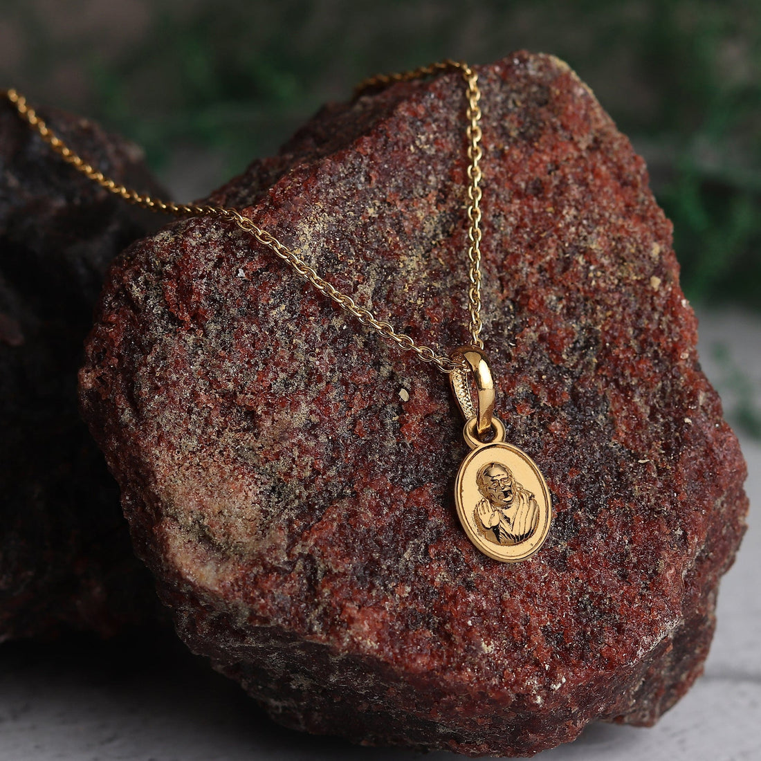 Sai Baba chain pendant 