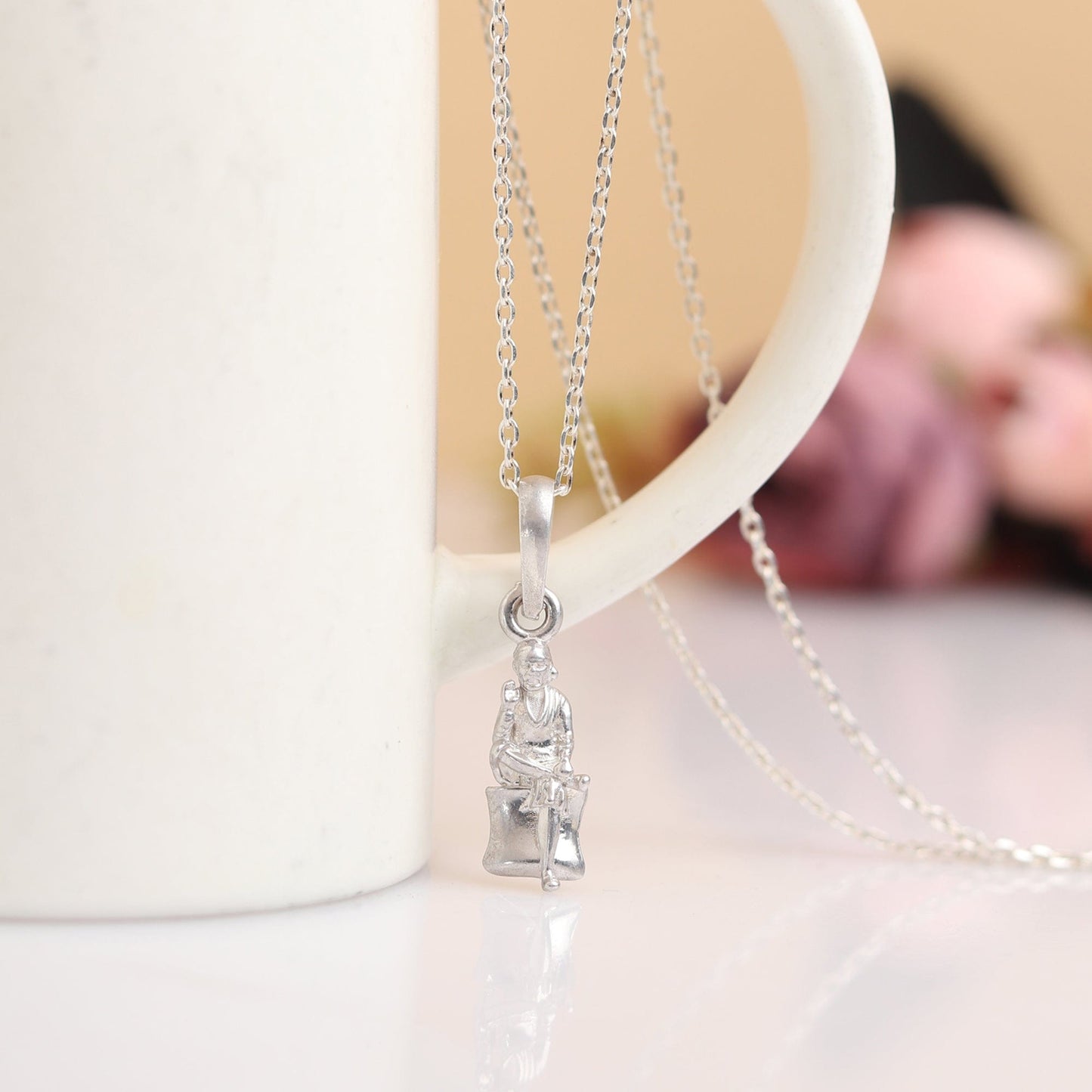 Sterling Silver (92.5% purity) God Sai baba Pendant for Men & Women Pure Silver Lord Sai baba Locket for Good Health & Wealth