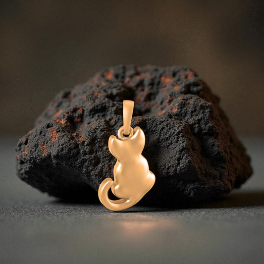 22 CT Gold Plated Silver (92.5% purity) Stylish and Fashionable Cute Cat Pendant for Men and Women