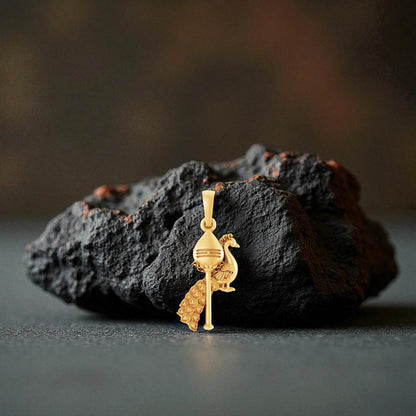 Vel pandel  Pendant/locket