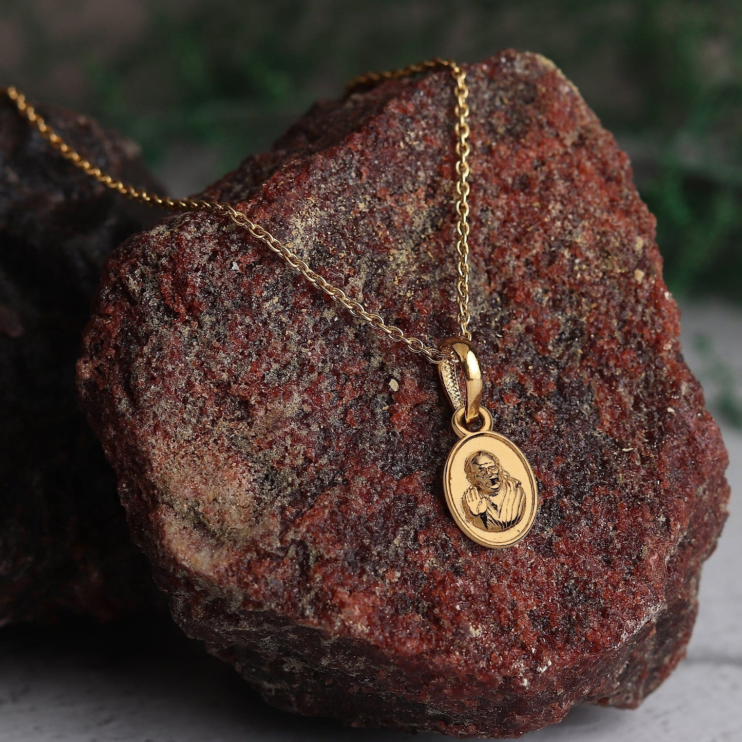 22KT Gold Plated Sterling Silver (92.5% Purity) Pure Silver God Shree Sai Baba chain Pendant (Locket with Anchor/ Cable Chain Chain) for Women