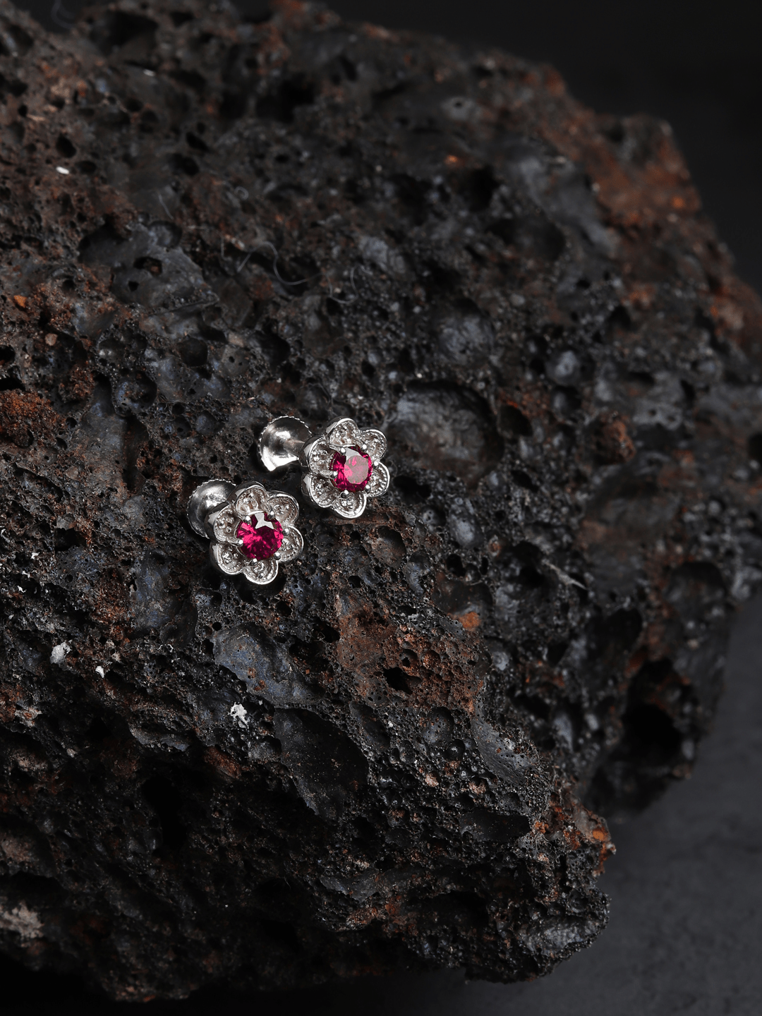 Akshat Sapphire Sterling Silver (92.5% purity) Precious Stud Earrings for Girls and Women Pure Silver Beautiful and Designer studs earring with cubic zirconia (AD) stones (9.31mm × 9.31mm)