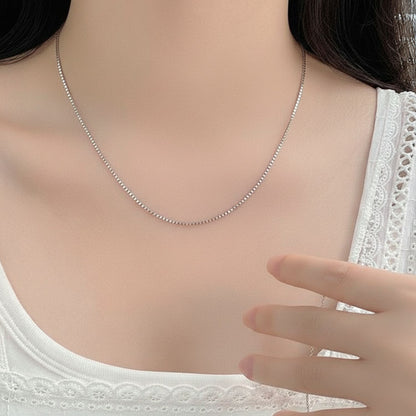 Sterling Silver Heart Pendant with 18 Inches box Chain for Women by Akshat Sapphire 92.5 Silver PSB0514