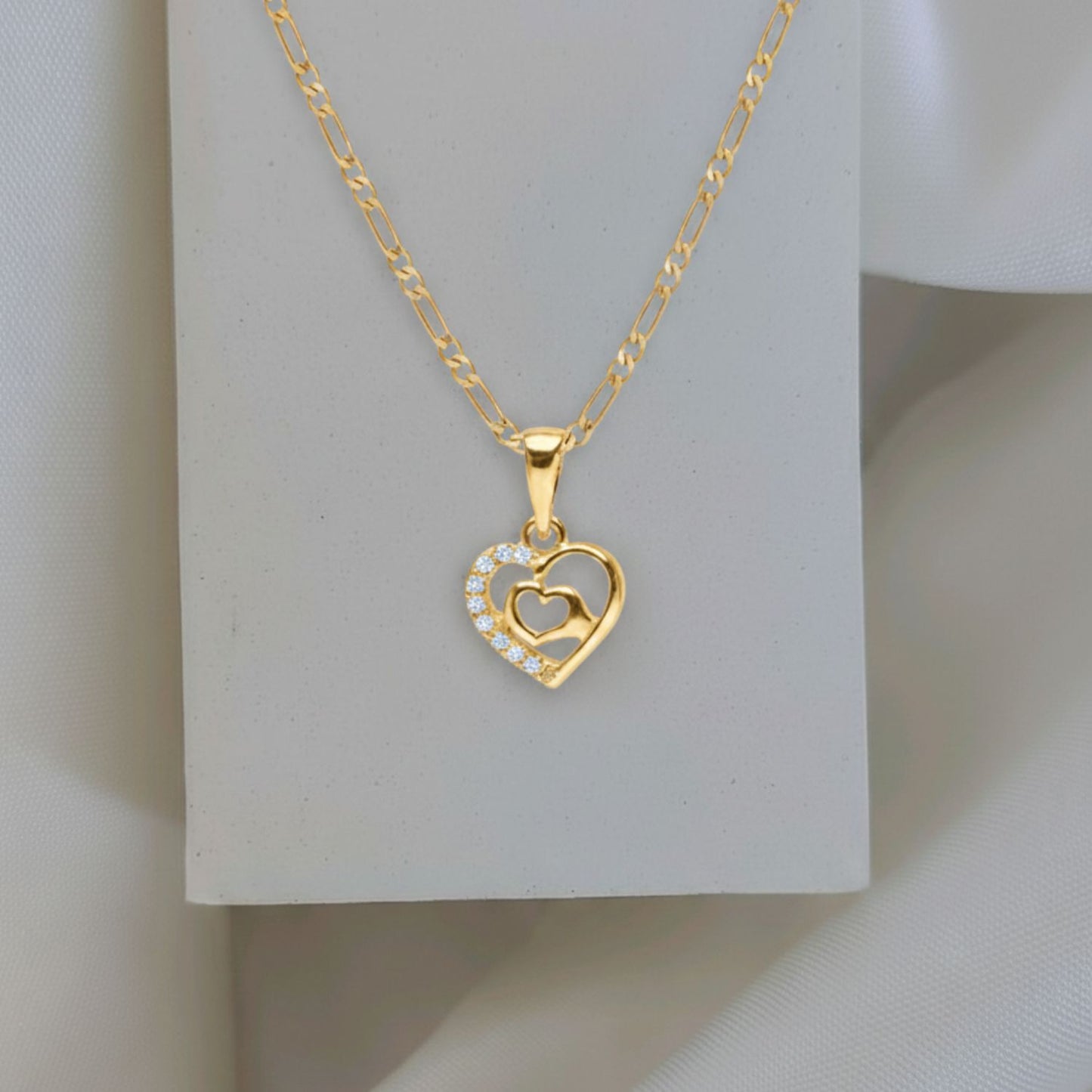 22CT Gold Plated Silver 92.5 Purity Heart Pendant with Figaro Chain 18 Inches for Women by Akshat Sapphire PSF0510_Gold
